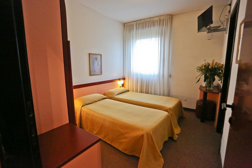 Hotel Due Ragni E Ristorante 3*