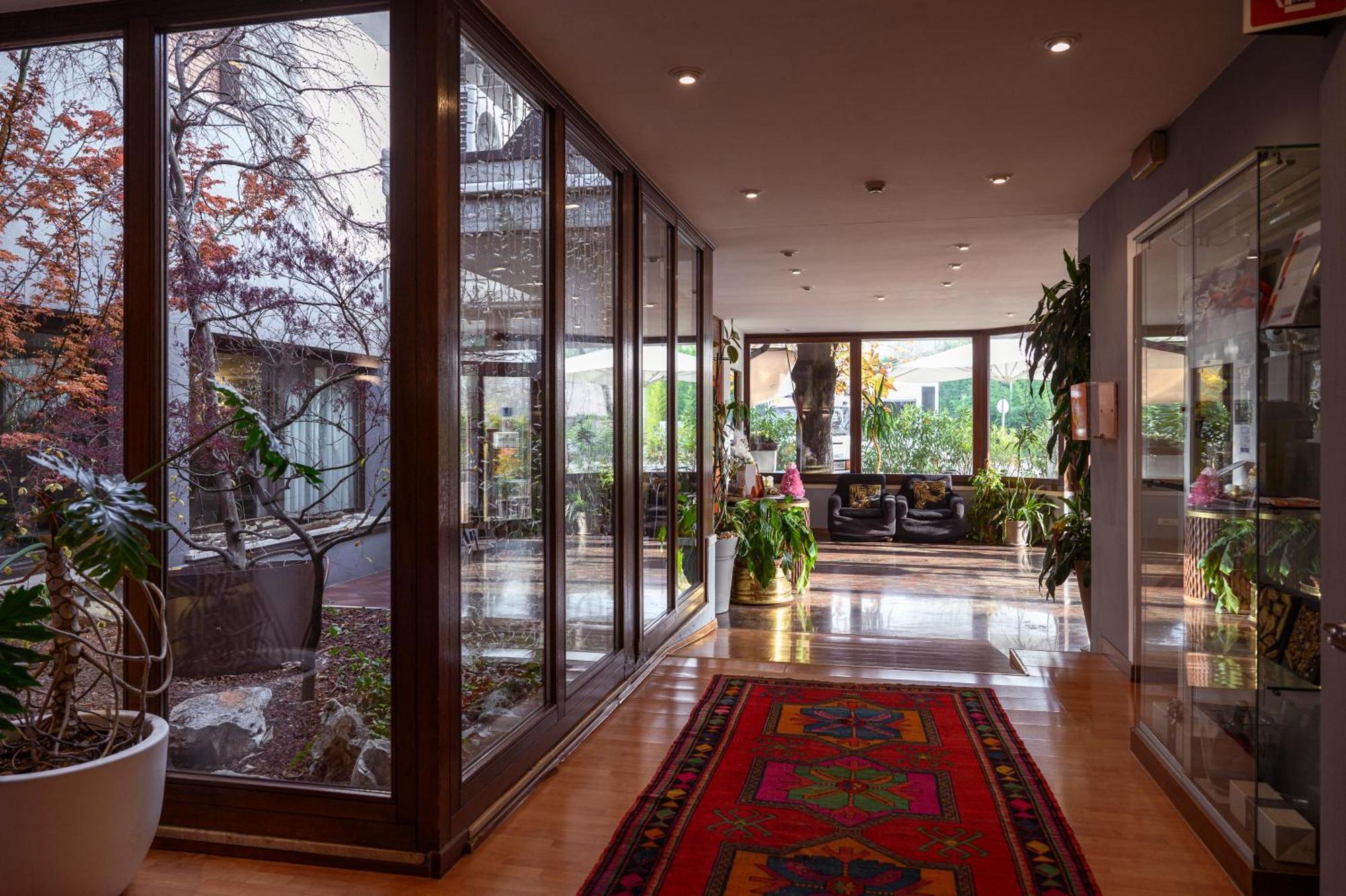 Due Ragni E Ristorante Hotel 3*